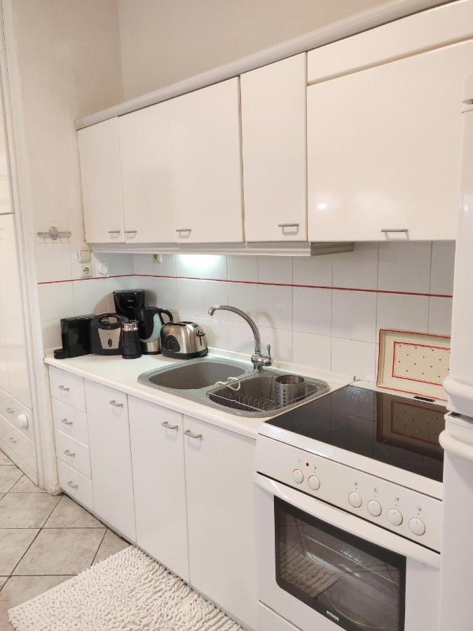 Entire Appartment 50M From Sea - Spiros Metamorfosi  Ngoại thất bức ảnh