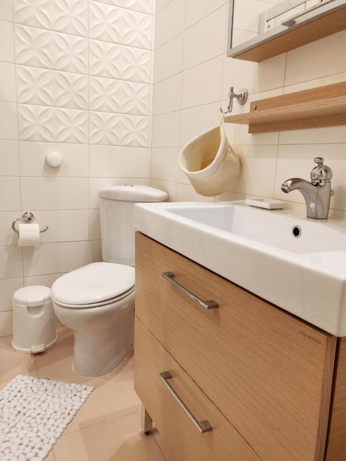 Entire Appartment 50M From Sea - Spiros Metamorfosi  Ngoại thất bức ảnh